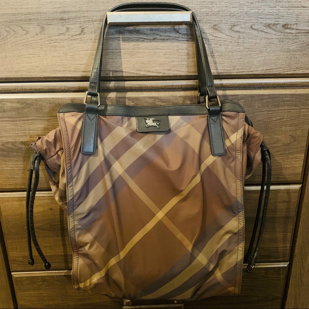 Authentic💕 Burberry